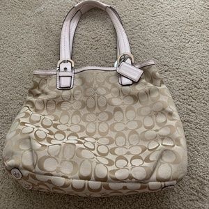 Shoulder bag